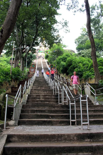 Vertaling Weg Naar Swayambhunath Stupa Monkey Tempel Van Kathmandu Genomen — Stockfoto