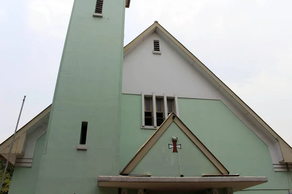 Arquitectura Iglesia Católica Santa Cruz Salib Suci Incluyendo Torre Tomado — Foto de Stock