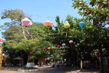 Çeviri: fener çevresinde eski şehir, Hoi An. Taken Vietnam, Temmuz 2015.