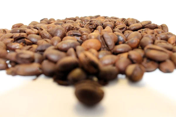 Indonéština pražená kávová zrna, váš zdroj pro šálek kávy — Stock fotografie