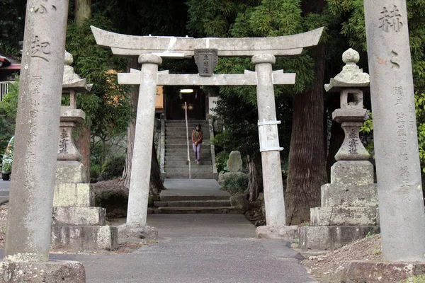 Gente Scende Scale Ikime Jinja Santuario Giapponese Beppu Giappone Preso — Foto Stock