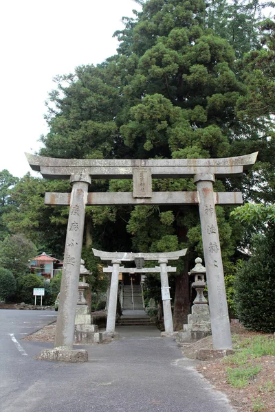 日本别府外裙上的日本神龛Ikime Jinja的大门 2019年6月拍摄 — 图库照片