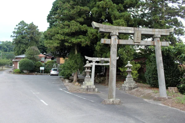 日本别府外裙上的日本神龛Ikime Jinja的大门 2019年6月拍摄 — 图库照片
