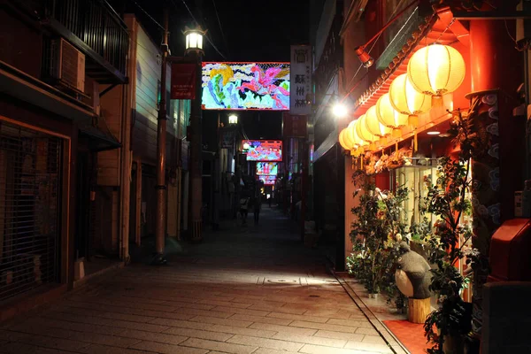 Lanternes Magasins Panneaux Affichage Électroniques Autour Ruelle Nagasaki Chinatown Prise — Photo