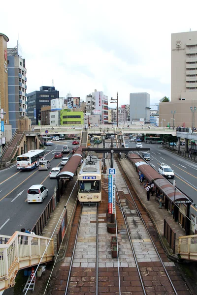 Japonya 'daki Nagasaki istasyonunun önündeki toplu taşıma sistemi. Ağustos 2019 'da çekildi..