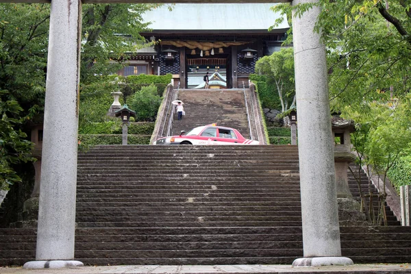 Taxi Vid Ingången Till Suwa Helgedom Nagasaki Tagen Augusti 2019 — Stockfoto