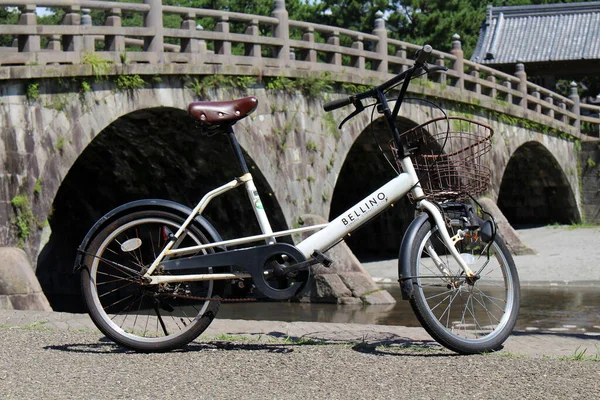 Крупный План Велосипеда Древнего Моста Мемориальном Парке Ишибаши Кагосиме Взято — стоковое фото