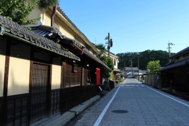 Asuka, Japonya 'nın Oka kasabasında eski bir ev ya da dükkan. Eylül 2019 'da çekildi..