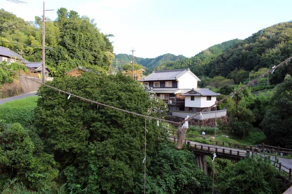 Σχοινί Shimenawa Κρέμεται Στη Μέση Της Γέφυρας Στην Asuka Nara — Φωτογραφία Αρχείου