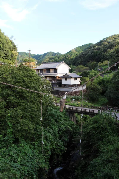 Asuka Nara Japonya Köprünün Ortasında Asılı Duran Shimenawa Ipi Eylül — Stok fotoğraf