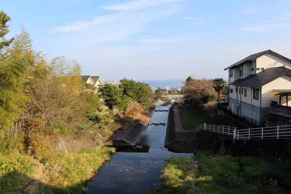 Canal Fluvial Alrededor Del Barrio Beppu Durante Temporada Primavera Tomado — Foto de Stock