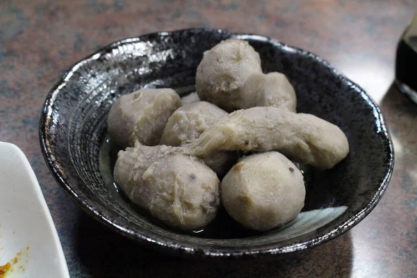 Wahrscheinlich Fischbällchen Oder Kuchen Oder Pflanzliches Essen Das Traditionellen Izakaya — Stockfoto