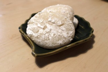 Japon sade mochi 'sinin tek bir çöreğine yakından bakın.
