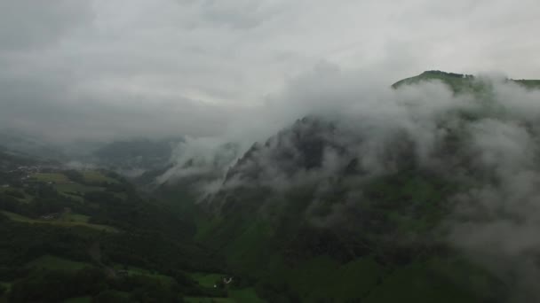 Irati Orman Fransa Dağların Üzerinden Panoramik Bin Dağlar Pyrenees Irati — Stok video