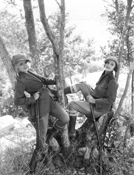 Jägerinnen Wald — Stockfoto