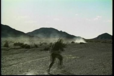Asker çöl mesafe, askeri kamyon, 1970'lerde çekim.