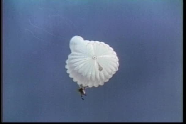Low Angle View Man Parachuting Sky 1970S — Stock Video