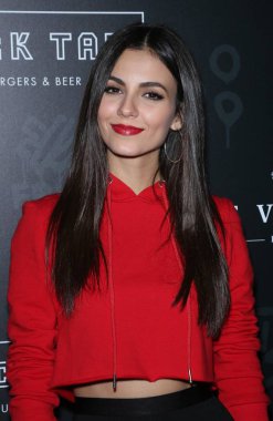 Victoria Justice, Black Tap Craft Burgers & Beer Grand Opening, The Venetian Las Vegas, Las Vegas, Nv December 29, 2017 için katılıyor. Fotoğraf: Mora /Everett Collection