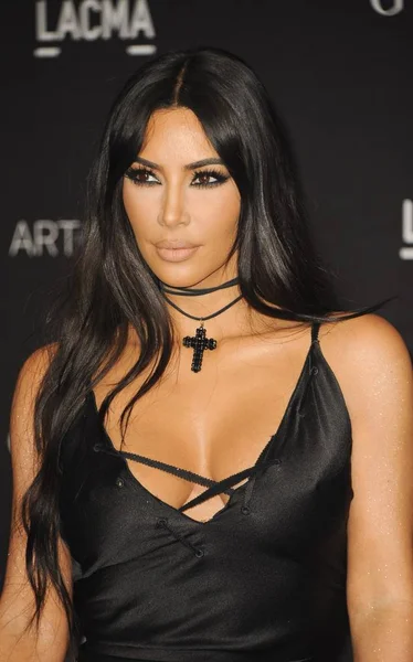 Kim Kardashian Barat Pada Saat Kedatangan Untuk 2018 Lacma Art — Stok Foto