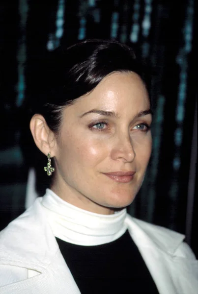 Carrie Anne Moss Bij Premiere Van Matrix Reloaded 2003 — Stockfoto