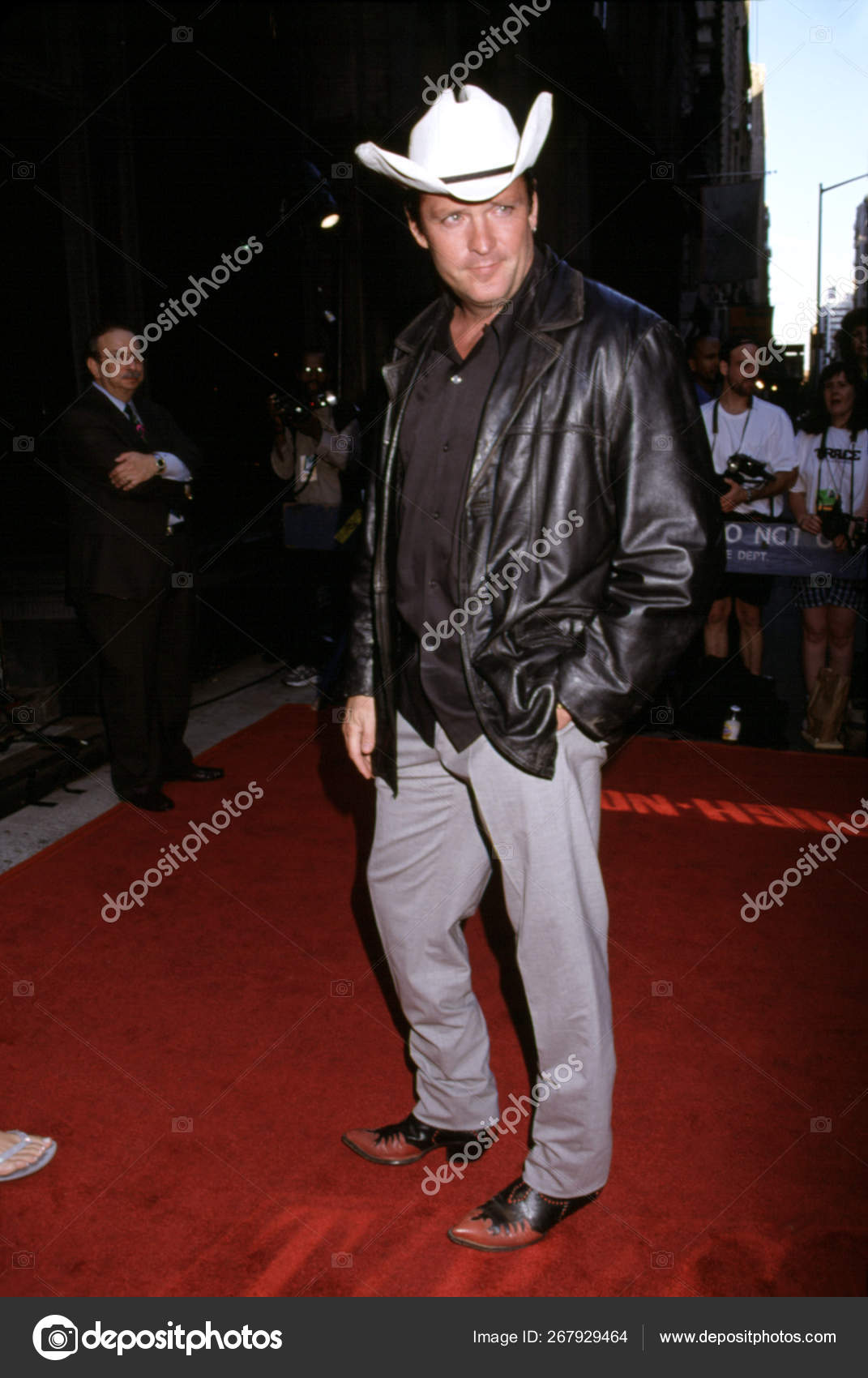 마이클 — 스톡 에디토리얼 사진 © everett225 #267929464, image size:1071x1700