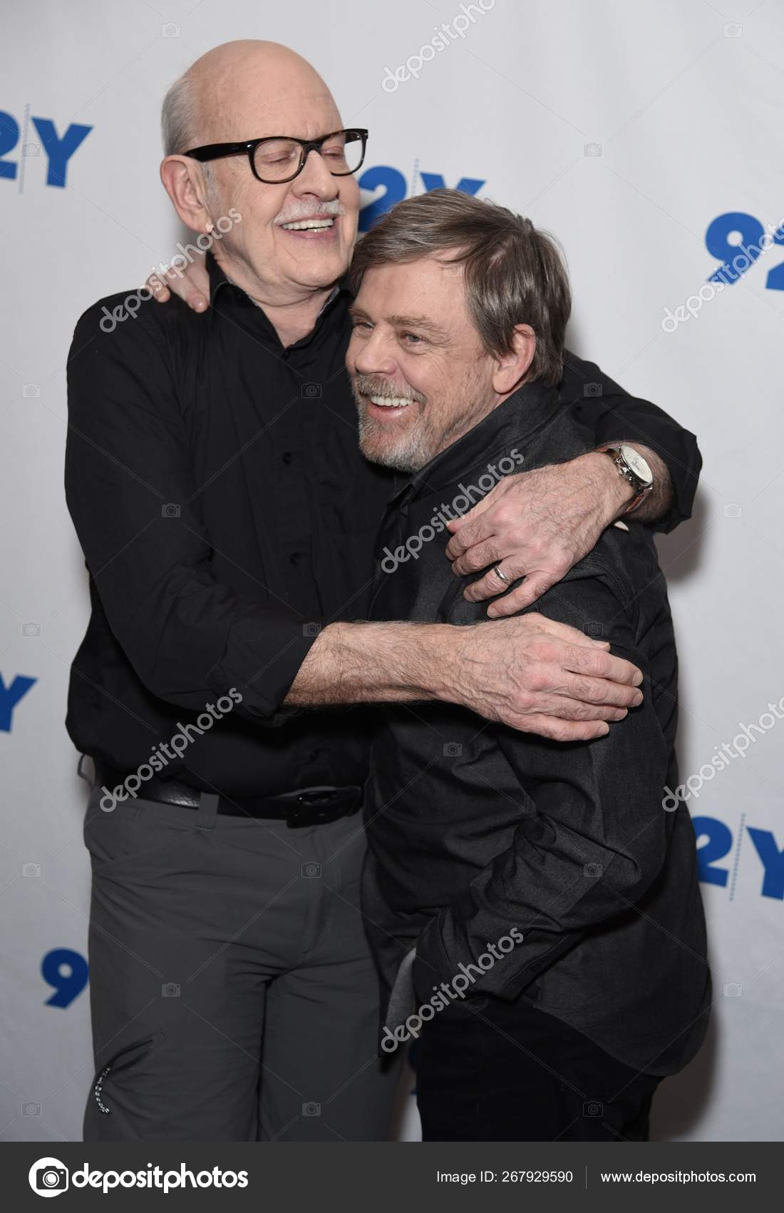 フランク マーク ハミルが スター ウォーズ 最後のジェダイ に出席 マーク ハミルとフランク オズとの会話 —  ストック編集用写真©everett225#267929590, image size:1100x1700