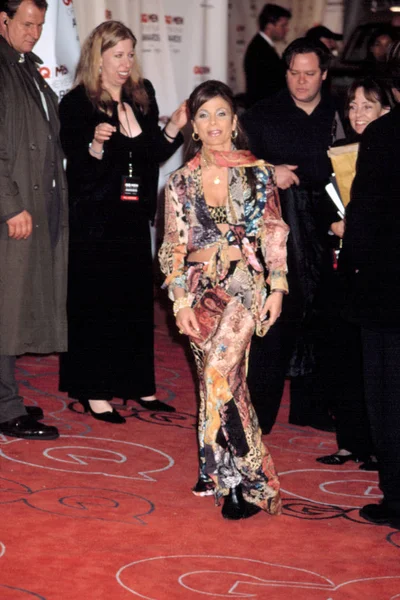 Πόλα Αμπντούλ Στο Βραβείο Κύριοι Της Χρονιάς 2002 — Φωτογραφία Αρχείου