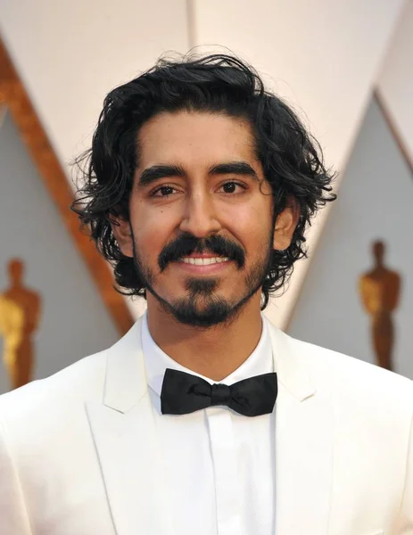 Dev Patel Vid Ankomster För Academy Awards Oscars 2017 Ankomster Royaltyfria Stockfoton