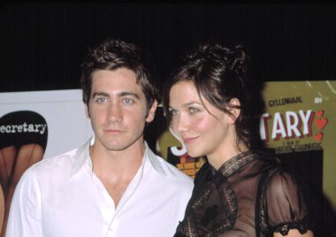 Jake ve Maggie Gyllenhaal Sekreter prömiyeri, NY 9/18/2002, CJ Contino tarafından