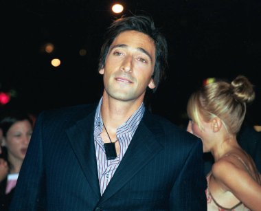 Adrien Brody Dummy Ny galasında, 9/10/2003, Janet Mayer tarafından