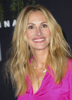 Julia Roberts Amazon Homecoming Premiere için gelenler, Regency Bruin Tiyatrosu, Los Angeles, Ca Ekim 24, 2018. Fotoğraf: Elizabeth Goodenough / Everett Koleksiyonu