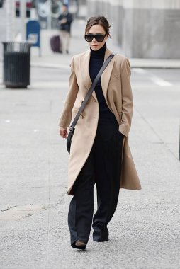 Victoria Beckham dışarı ve hakkında Celebrity Candids için - Sat, , New York, Ny Şubat 10, 2018. Fotoğraf: Kristin Callahan / Everett Koleksiyonu