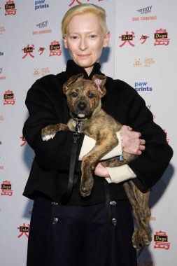 Tilda Swinton, Köpekler Isle Özel Gösterimi için gelenler, Ifc Center, New York, Ny 21 Mart 2018 