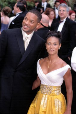 Will Smith ve Jada Pinkett Smith (klasik Lavin-Castillo giyerek) Akademi Ödülleri 'nde, 3 / 24 / 2002, La, Ca, by Robert Hepler.
