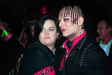 Rosie o 'Donnell ve oğlan George Taboo, NY 11/13/2003 Broadway açılışında. Fotoğraf Janet Mayer tarafından