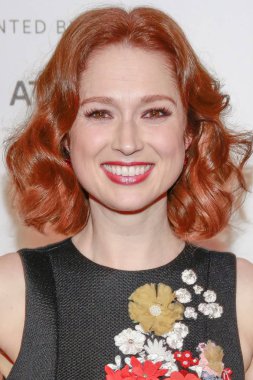 Ellie Kemper, 2017 Tribeca Film Festivali'nde Kırılmaz Kimmy Schmidt Premiere için gelenler, Bmcc Tribeca Sahne Sanatları Merkezi, New York, Ny Nisan 28, 2017. Fotoğraf: Jason Mendez / Everett Koleksiyonu