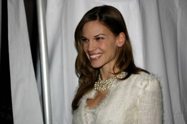 Hilary Swank Iron Jawed Angels gösteriminde, Ny 02/9/2004 