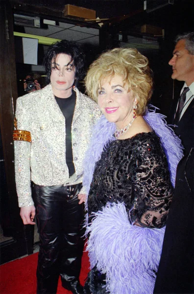 Michael Jackson Elizabeth Taylor Homenaje Michael Jackson Trigésimo Aniversario Sus — Foto de Stock
