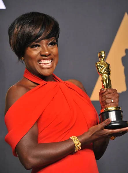 Viola Davis Best Supporting Actress Fences Press Room 89Th Academy — Stock Photo, Image