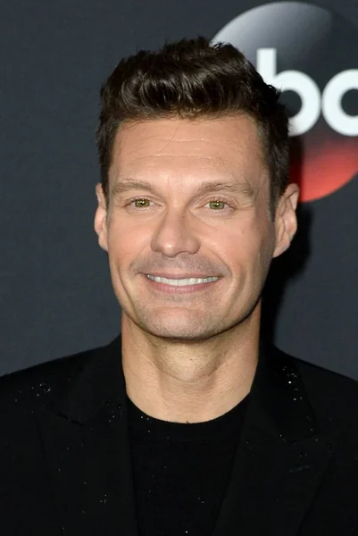 Ryan Seacrest Pada Saat Kedatangan Untuk Abc Freeform Upfront 2018 — Stok Foto