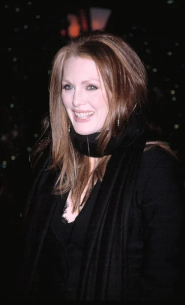 Julianne Moore Ulusal Nceleme Kurulu 2003 Contino Tarafından — Stok fotoğraf