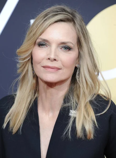 Michelle Pfeiffer Las Llegadas Para Los 75º Premios Globo Oro — Foto de Stock