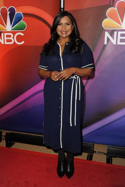 Mindy Kaling Aux Arrivées Pour 2018 Nbc Midseason Press Junket — Photo