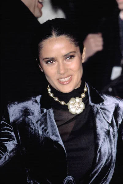 Salma Hayek Saat Galasında 2002 Contino Tarafından — Stok fotoğraf