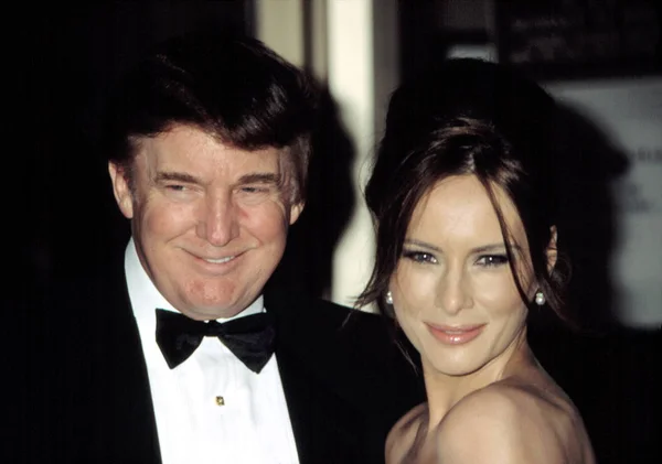 Donald Trump Und Melania Knauss Bei Der Filmischen Gesellschaft Lincoln — Stockfoto