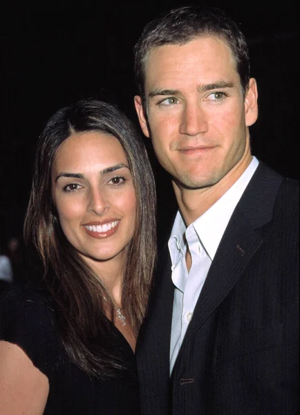 Mark Paul Gosselaar Wife Abc Upfront 2002 Contino — Stock Photo, Image