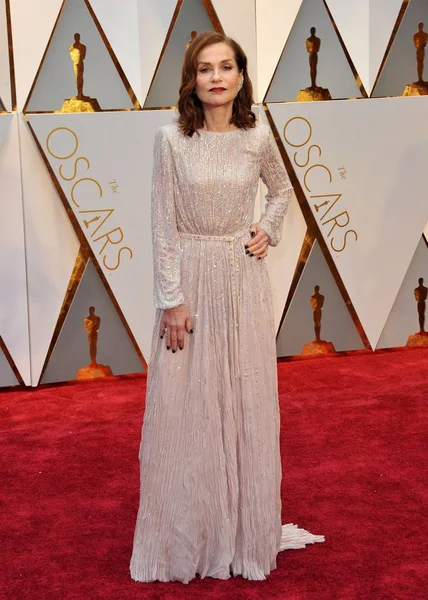 Isabelle Huppert Con Armani Las Llegadas Los 89Th Academy Awards — Foto de Stock