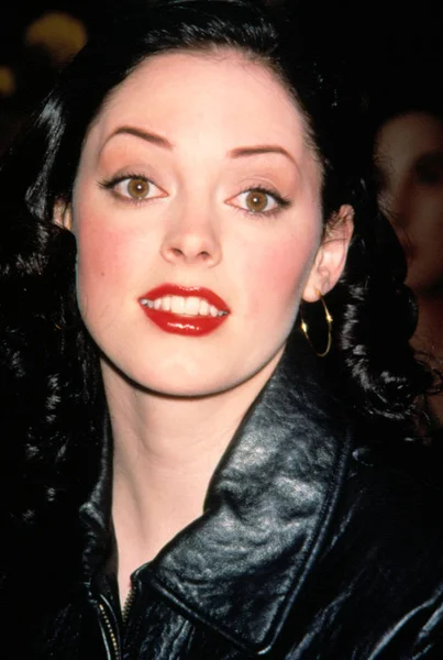 纽约好莱坞星球的 Rose Mcgowan 1998年 — 图库照片