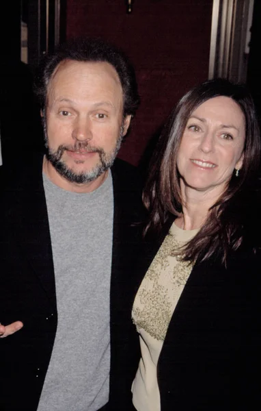 Billy Crystal Wife Premiere Rookie 2002 Contino — стоковое фото