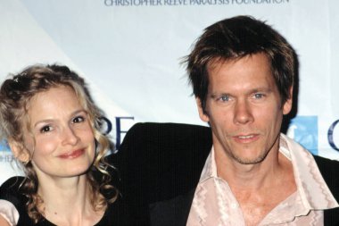 Kyra Sedgwick ve Kevin Bacon Christopher Reeve paraliz Vakfı Gala, NY 11/13/2001, CJ Contino tarafından